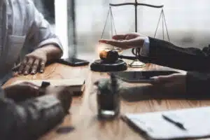 how when hire car accident lawyer